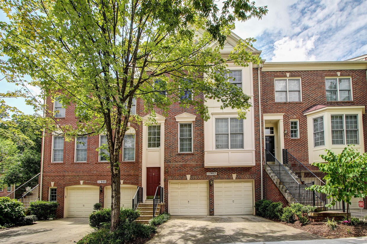 Primary Photo - 11902 Kings Bridge Way