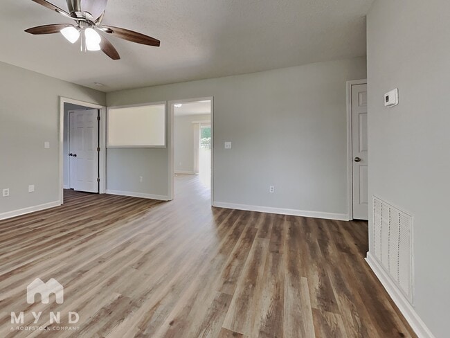 Building Photo - 233 Delight Loop