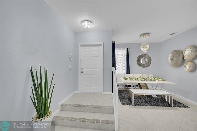 Building Photo - 5418 Sunseeker Blvd