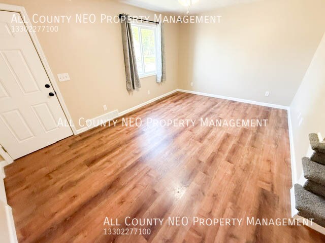 Foto del edificio - 219 E 330th St