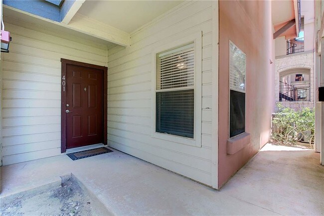 Foto del edificio - 6000-4 Shepherd Mountain Cove