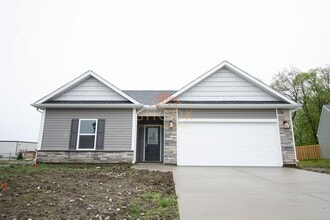 Building Photo - MODERN 3BR HOME IN BLACKTHORNE