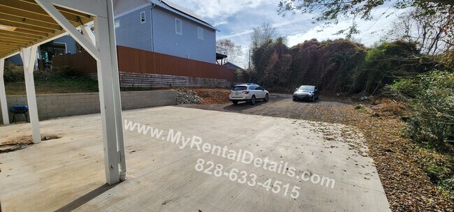 Building Photo - 39 East Chestnut Street