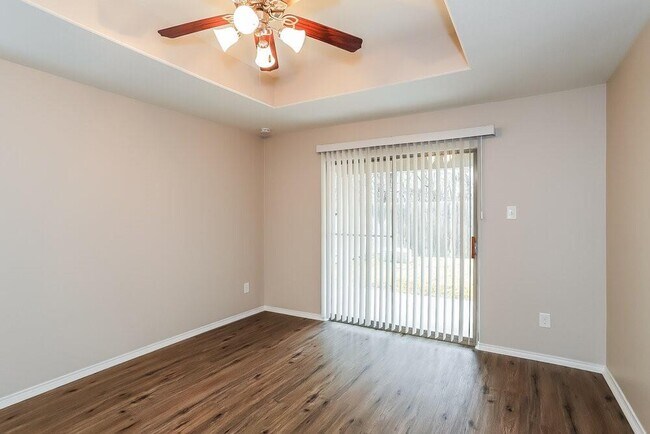 Foto del edificio - 9614 Brandon Rock Lane