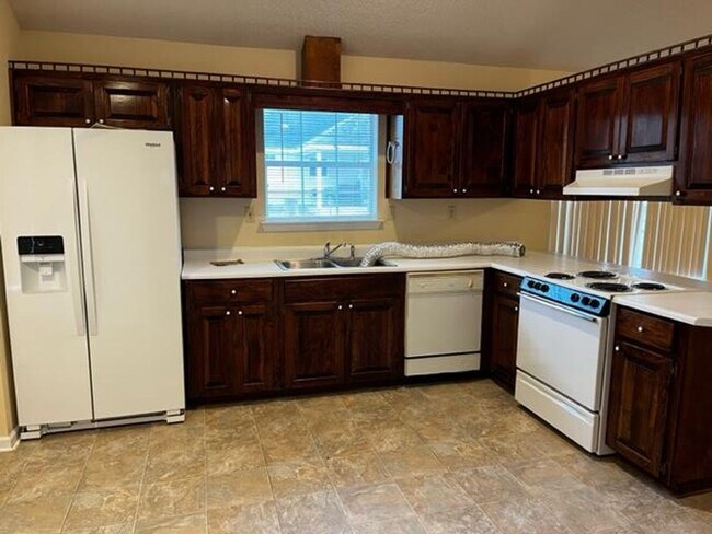 Foto del edificio - 3 Bedroom 2 Bath Home in Ray City, GA