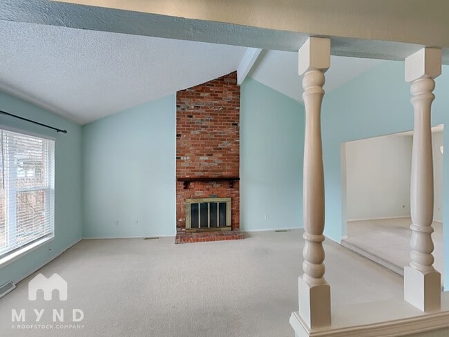 Building Photo - 12446 E Amherst Cir