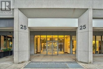 Building Photo - 25 Lower Simcoe St