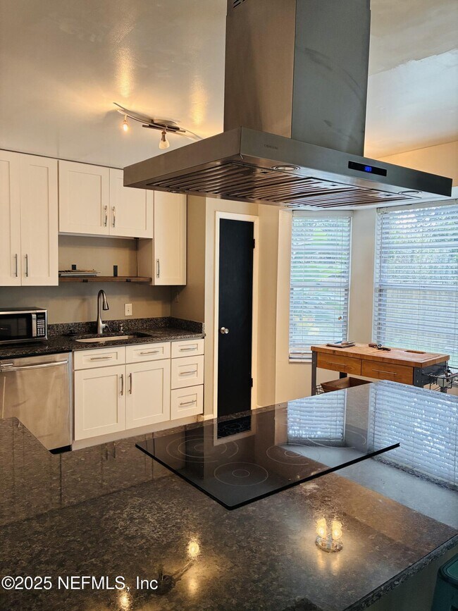 Foto del edificio - 2112 Spanish Bluff Dr