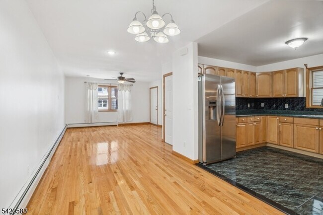 Foto del edificio - 66 Atlantic St