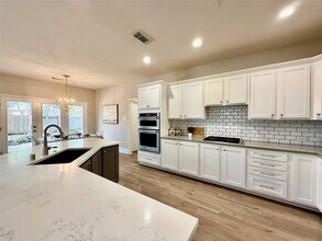 Building Photo - 251 N Maple Glade Cir