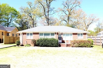 Building Photo - 407 Springdale Dr