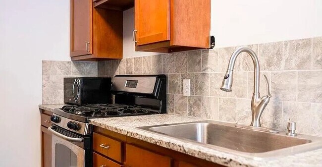 Foto del edificio - 3444 Colfax Ave S