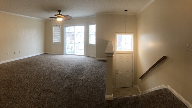 Foto del edificio - 1471 Autumn Oak St