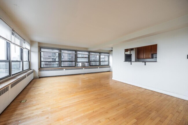 Building Photo - 4180 N Marine Dr