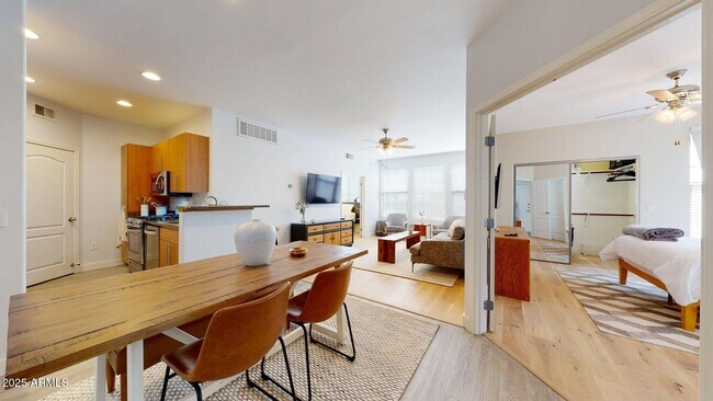 Foto del edificio - 6900 E Princess Dr