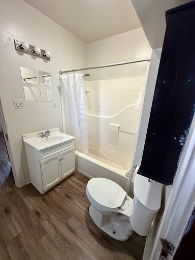 Bathroom - 1619 S 14th St