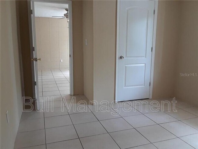 Foto del edificio - 1032 West Jefferson Street