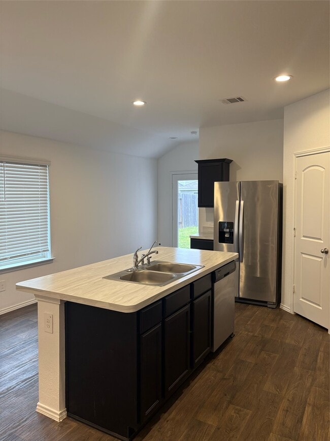 Foto del edificio - 21318 Black Leaf Dr