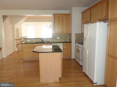 Building Photo - 4712 Hanrahan Pl