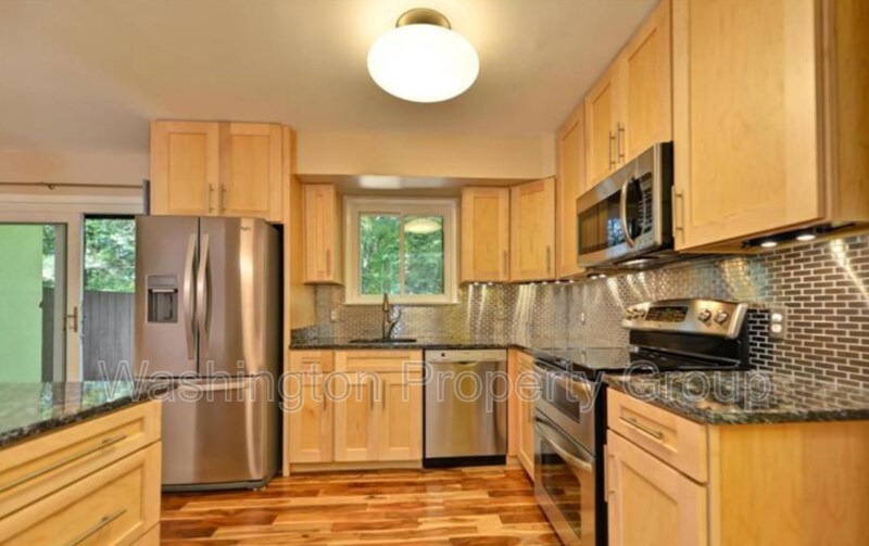 Primary Photo - 2216 Lofty Heights Pl