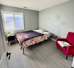 Building Photo - 10170 Susan Ave