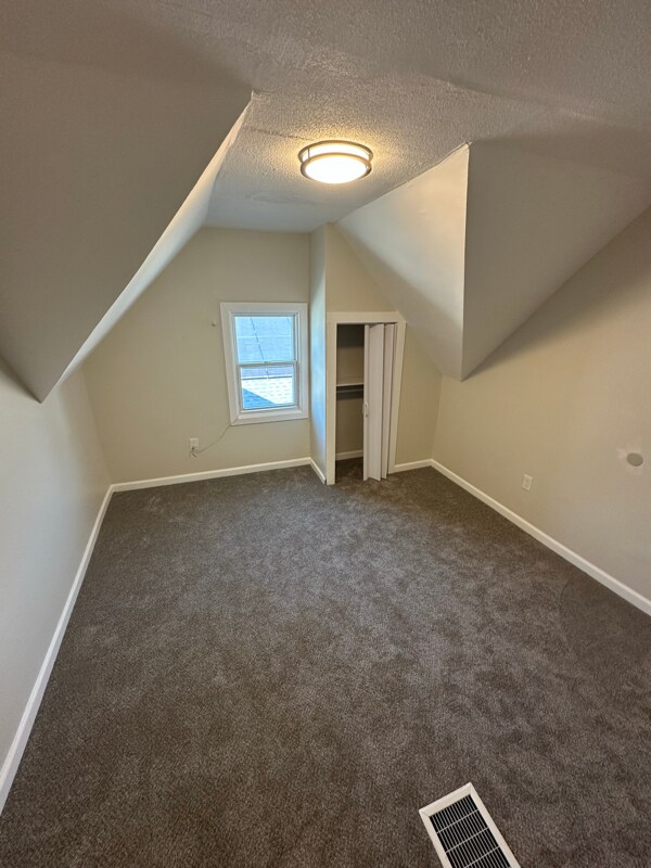Foto principal - 342 Wilbraham Rd