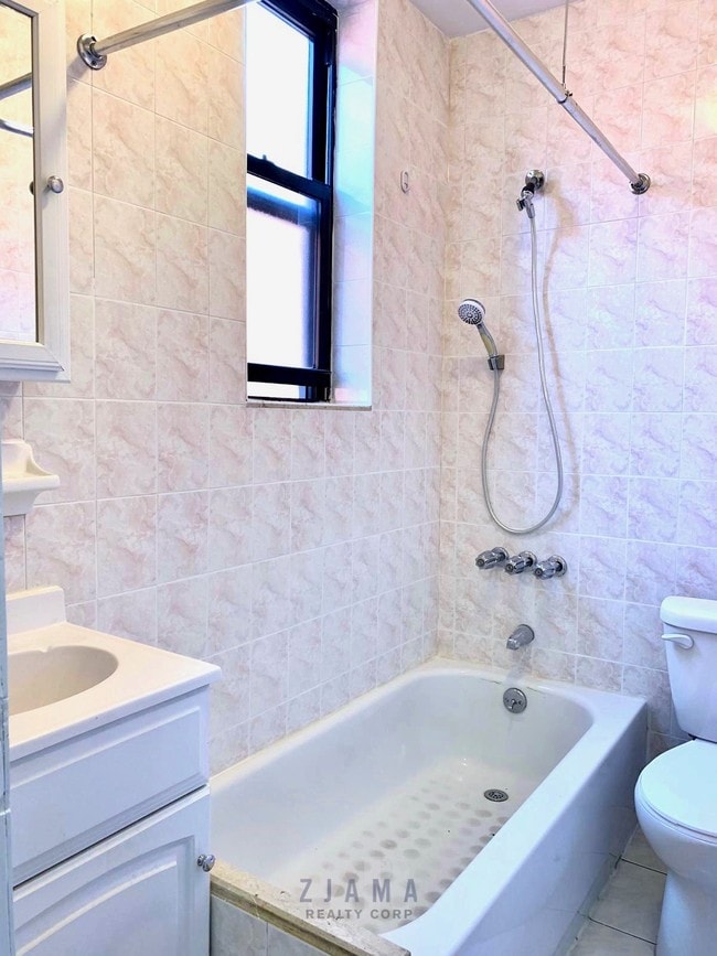 Building Photo - 6612 13th Ave