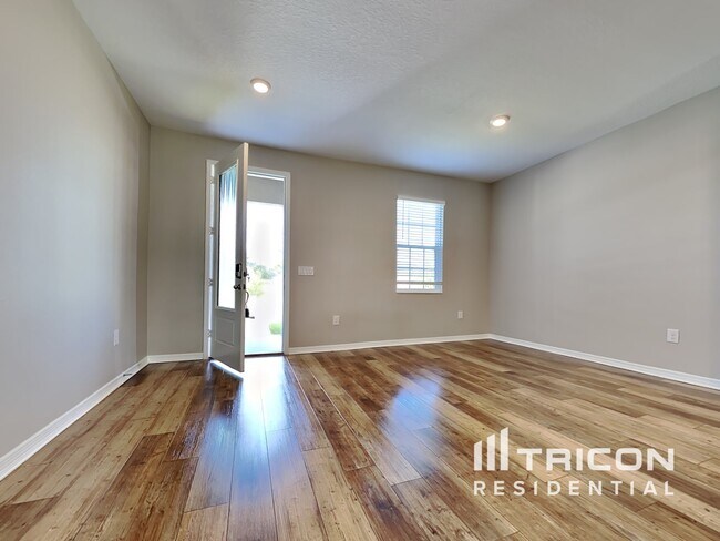Building Photo - 6100 Dolostone Drive Lakeland FL