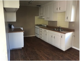 Building Photo - 220 Soledad St