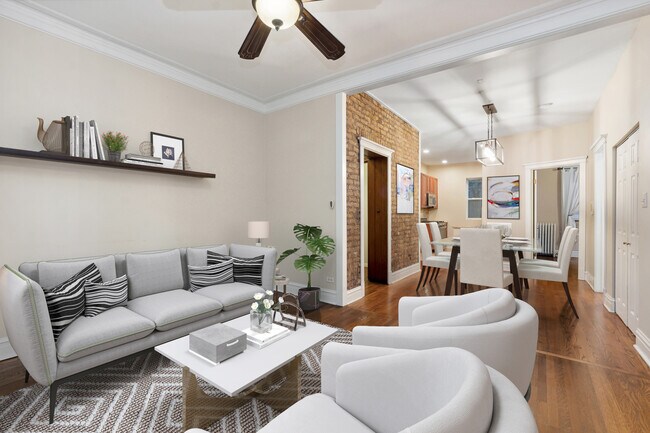 Foto del edificio - 1354 W Rosemont Ave