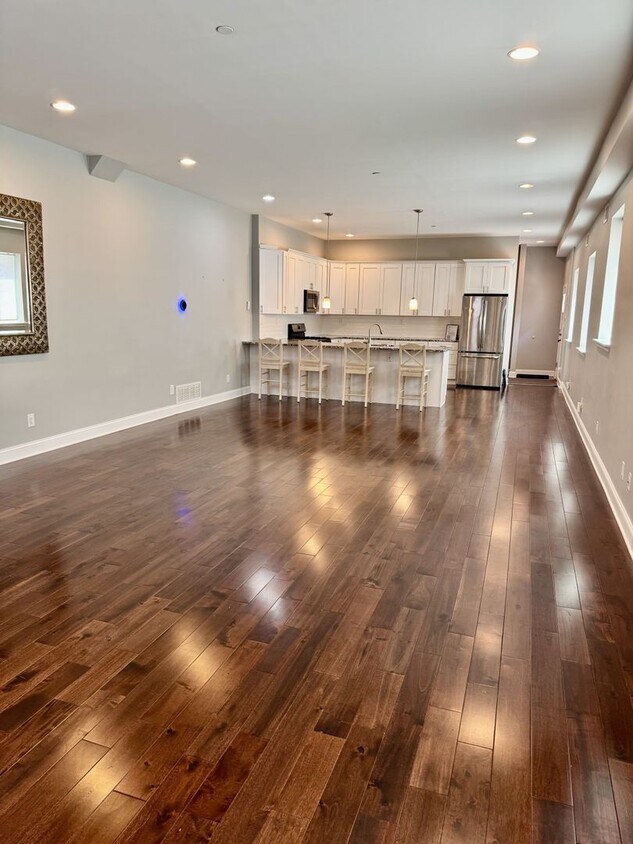 Primary Photo - Modern 3 Bed, 2.5 Bath Home with Private R...