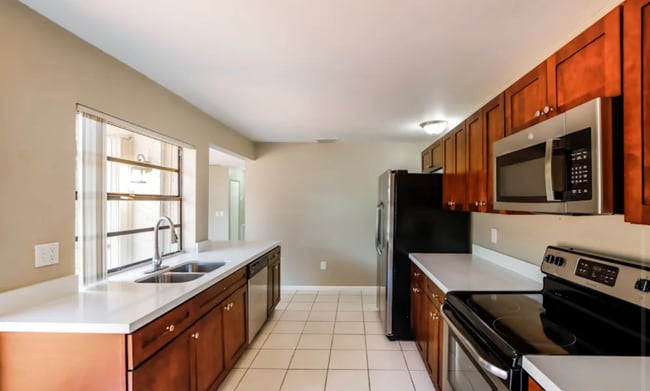 Building Photo - 13517 SW 108th St Cir S