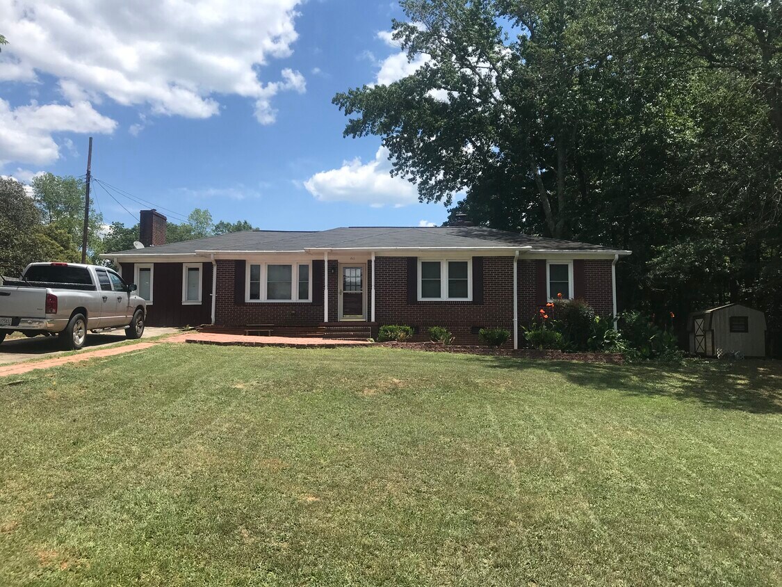 1601 E Park Dr, Anderson, SC 29621 House Rental in Anderson, SC