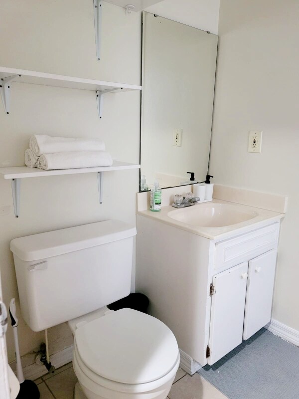 Foto del edificio - 108 Shore Dr