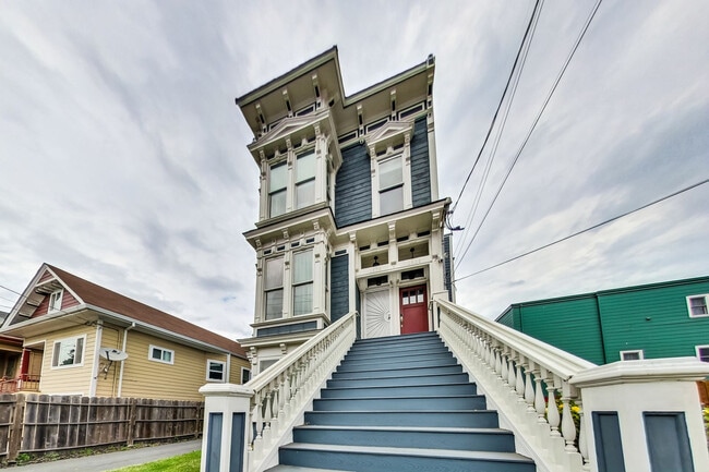 Building Photo - 1608 14th St