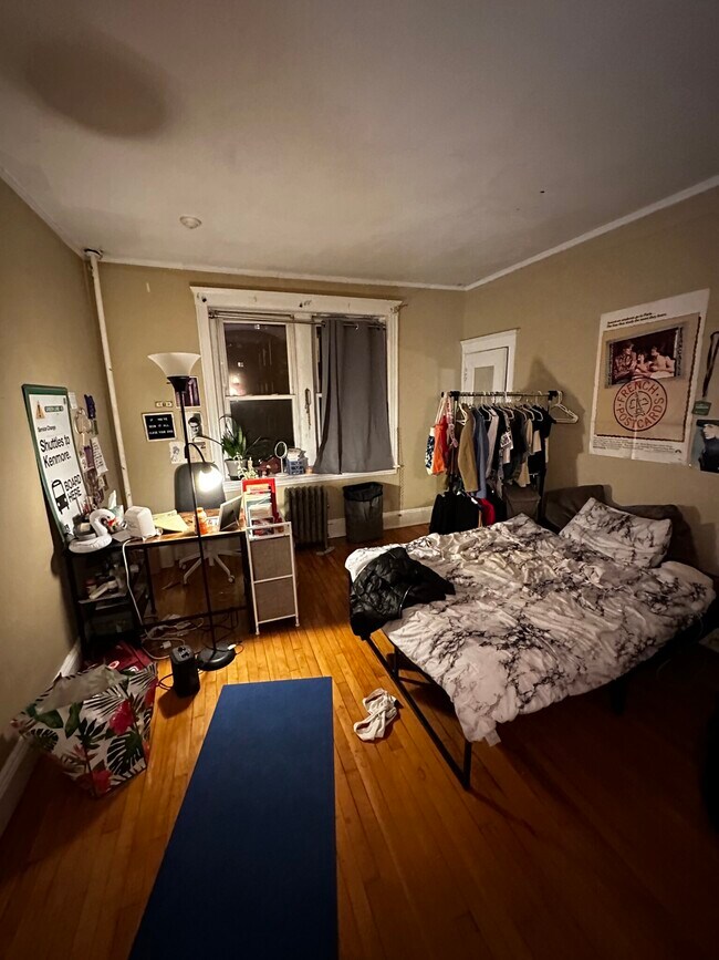 Building Photo - 54 Egmont St