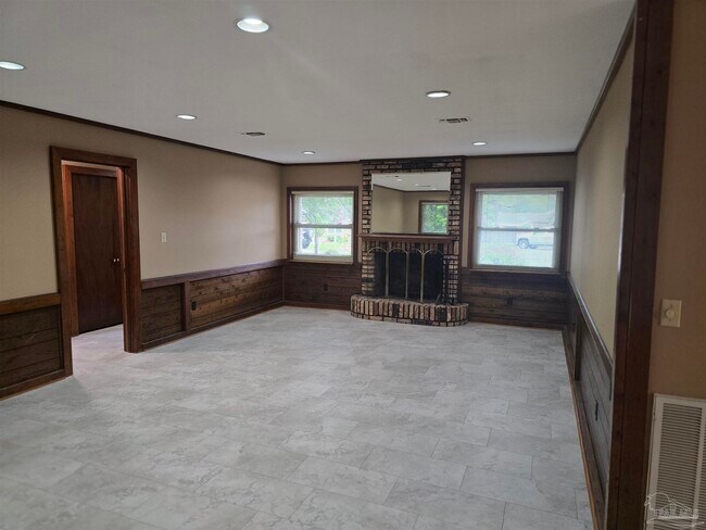 Foto del edificio - 5749 Langley Cir
