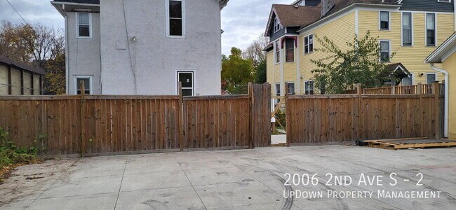 Foto del edificio - 2006 2nd Ave S