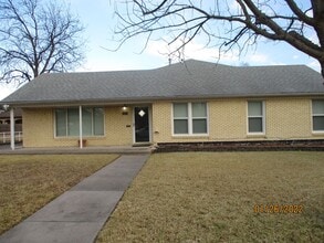 Building Photo - 4300 Mackey Dr