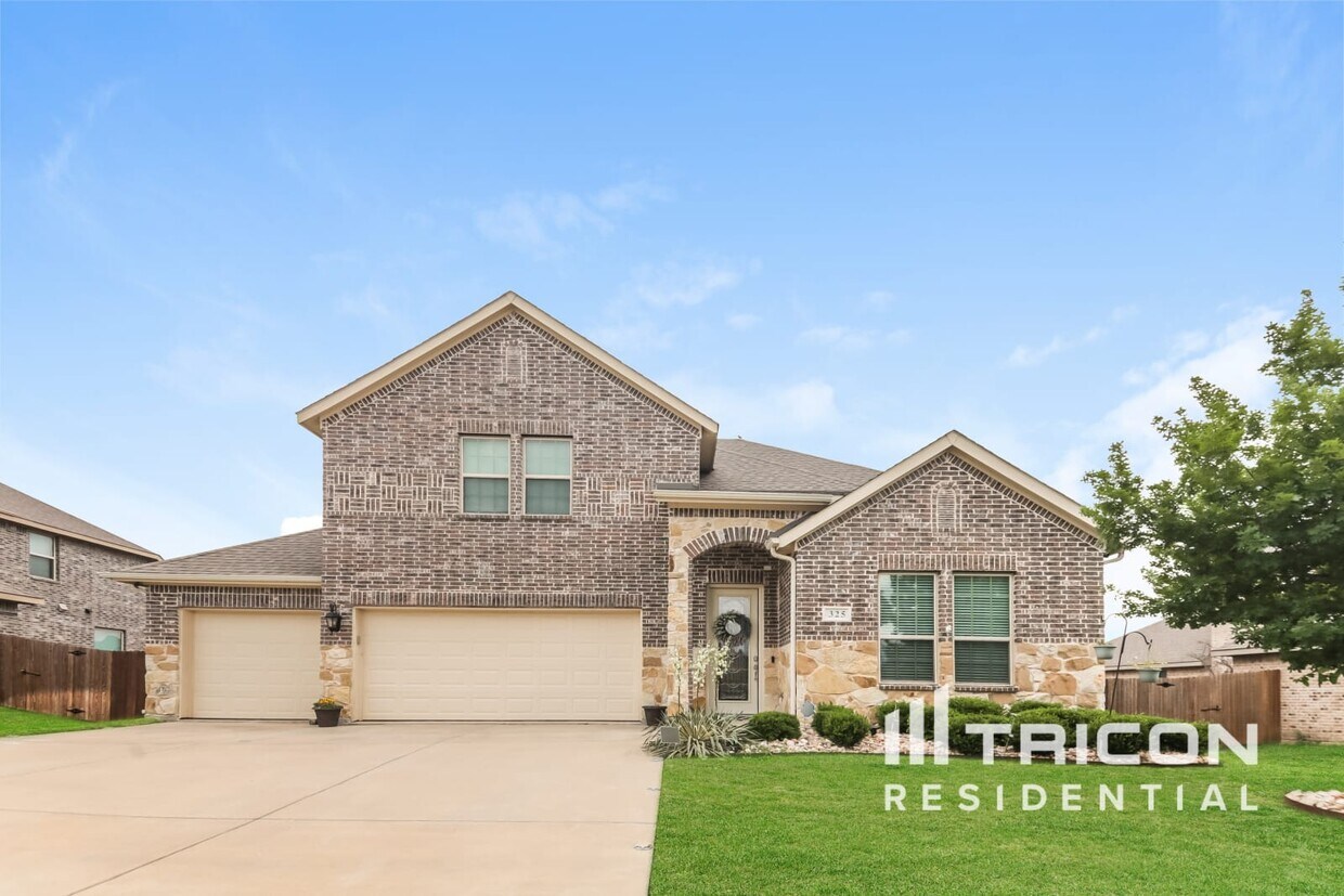 Foto principal - 325 Bitterroot Ct