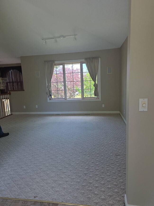 Foto del edificio - 4702 Blanding Ct