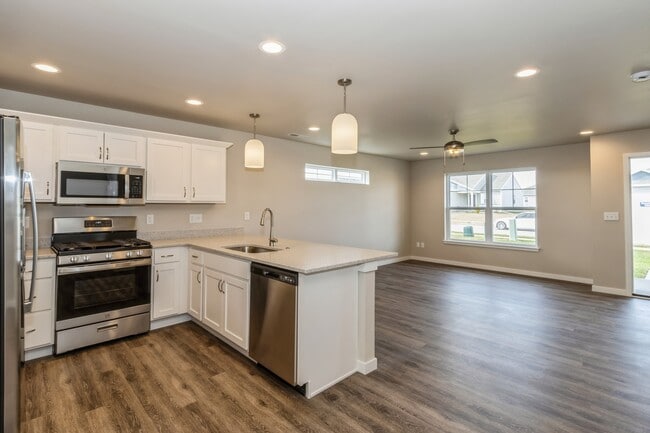 Building Photo - 7011 Harlan Eddy Dr SW