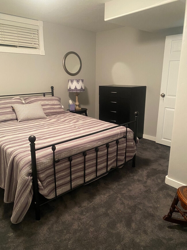 Foto del edificio - 979 E Crandall Ave