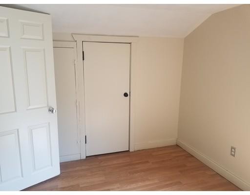 Building Photo - 1 bedroom in Swansea MA 02777