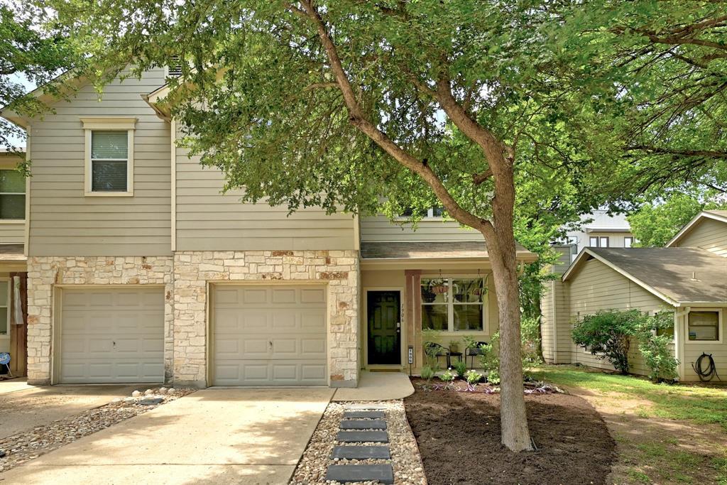Foto principal - 512 Eberhart Ln