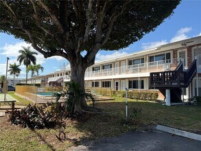 Building Photo - 450 Layne Blvd