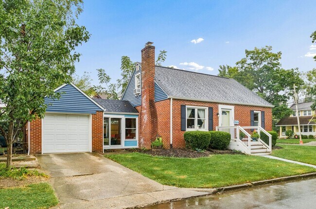 Building Photo - 2996 Woodbine Pl