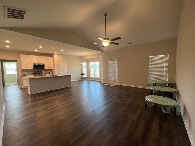 Building Photo - 105 Keats Grove Ct