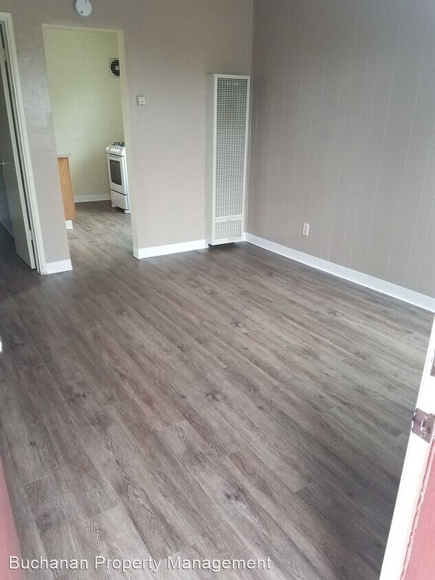 47504772 Thorn St, San Diego, CA 92105 Room for Rent in San Diego