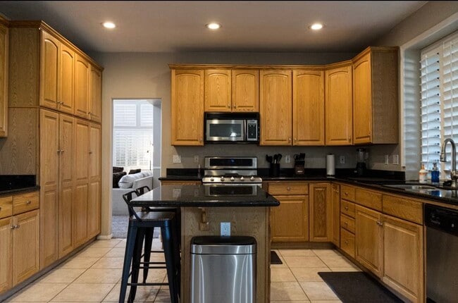 Foto del edificio - 2536 El Paso Grande Ave